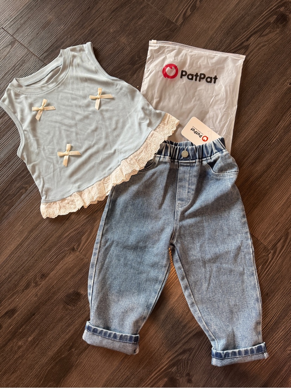 PatPat Pale Blue Lace-Trim Tank with Light Wash Denim Joggers